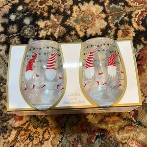 Christmas gnome stemless wine cups